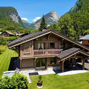 Chalet Luxe Les Melezes